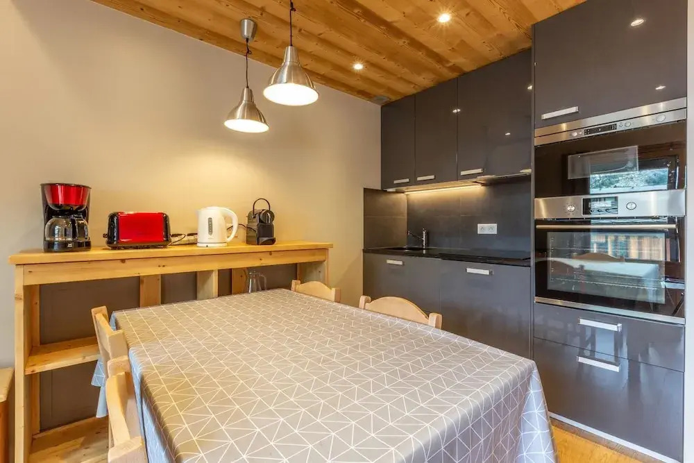 CHAS5 - Superbe appartement, centre ville proche pistes et commerces.