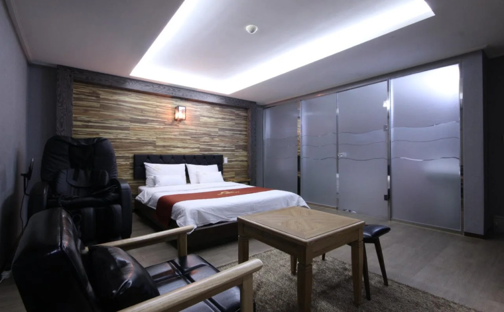 E Hotel Gumi