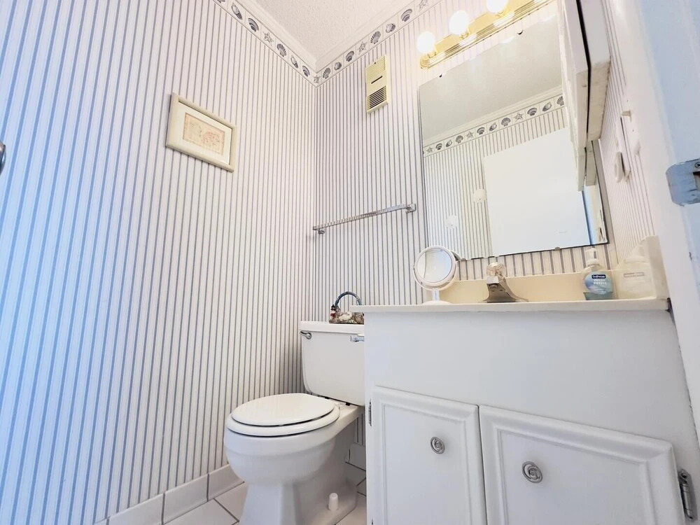 Tilghman Beach And Racquet Club 304 3 Bedroom Condo by RedAwning, North Myrtle Beach