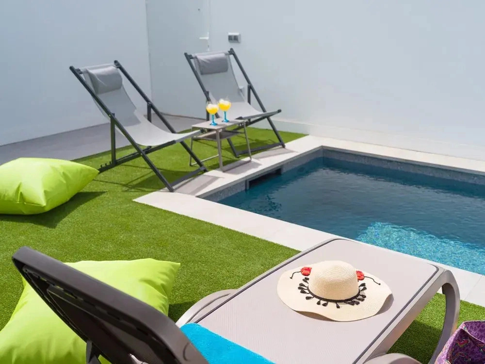 Chalet in Maspalomas with Heated Pool