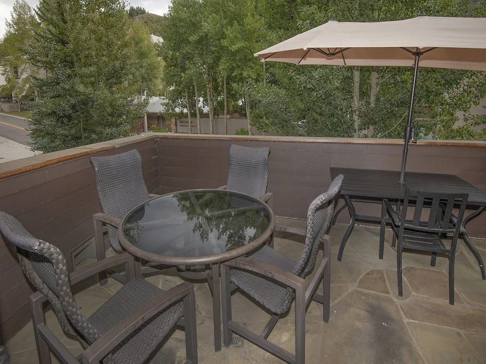 Cascade Village Condo