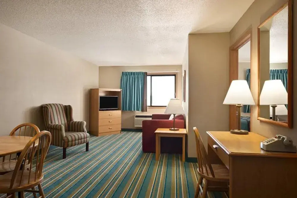 Asteria Inn And Suites