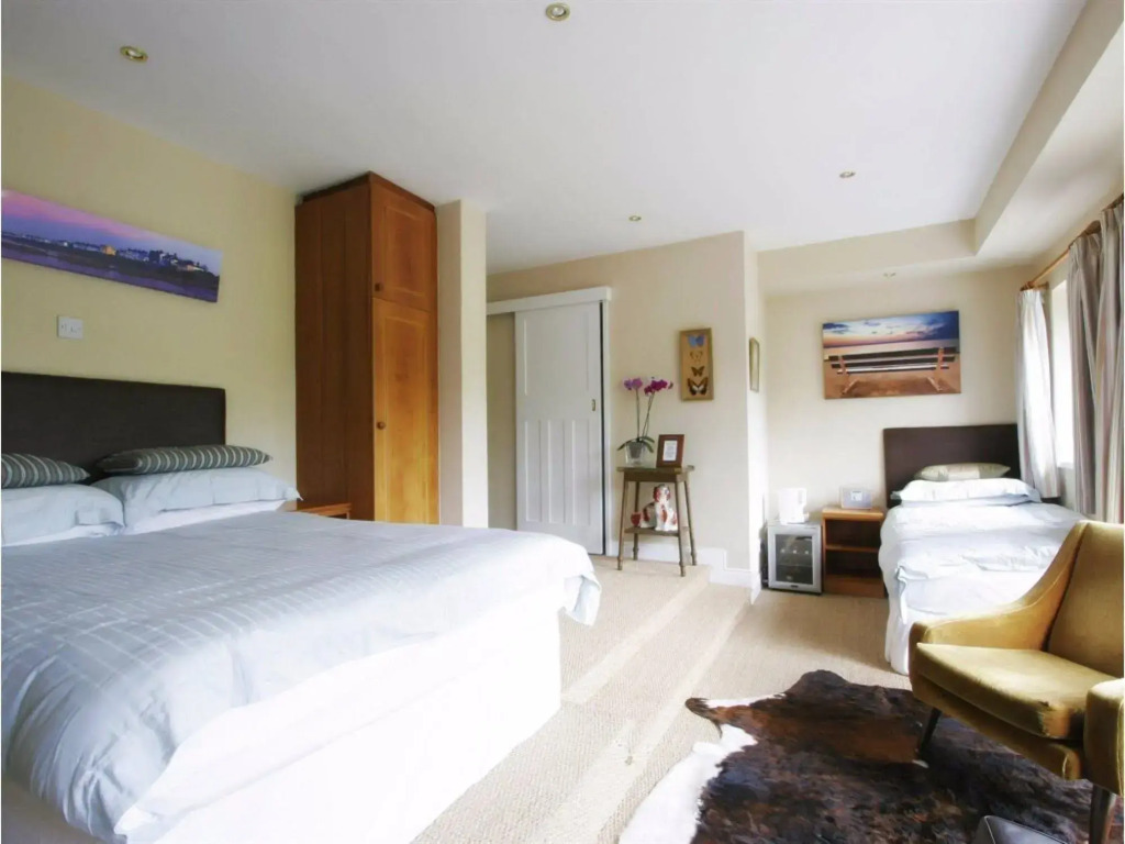 Cairn Bay Lodge