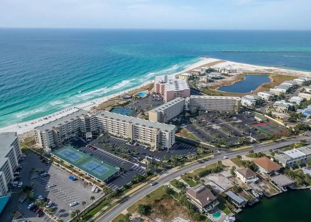 Inlet Reef 517 2 Bedrooms 2 Bathrooms Condo