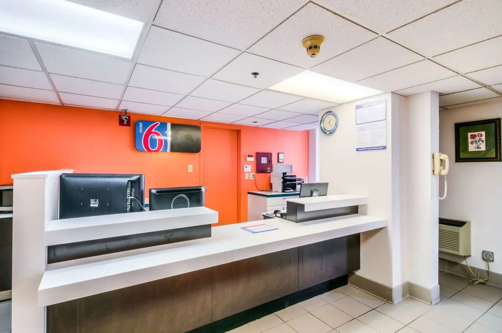 Motel 6 Chicago South Lansing 4808
