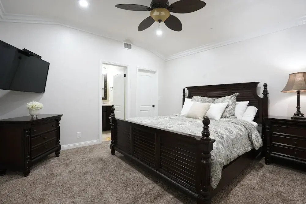 Sweet 5 Bedroom, 4 Bath Pool Home 1/2 Mile Walk To Disney