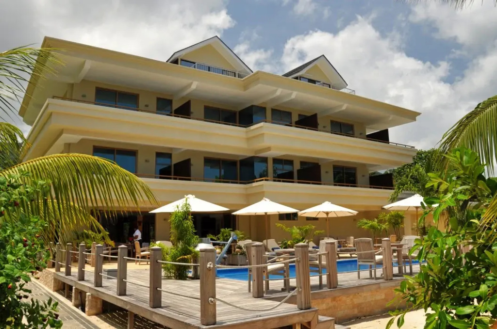 Crown Beach Hotel Seychelles