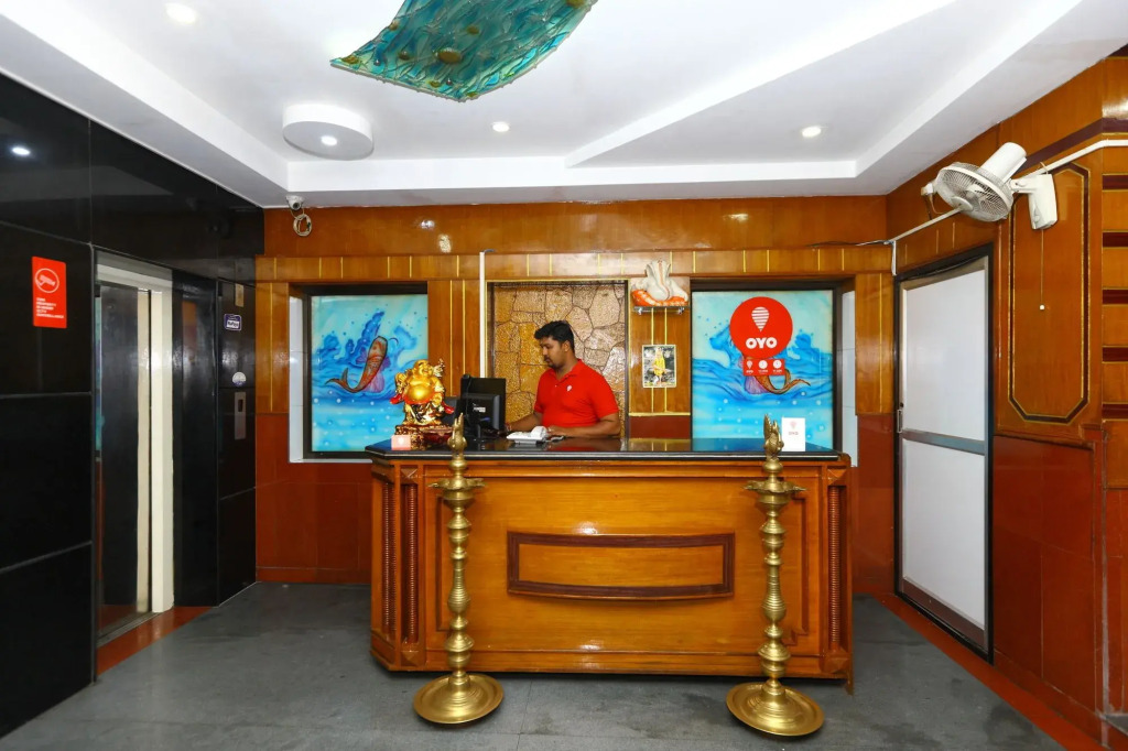 OYO 9343 JP Residency