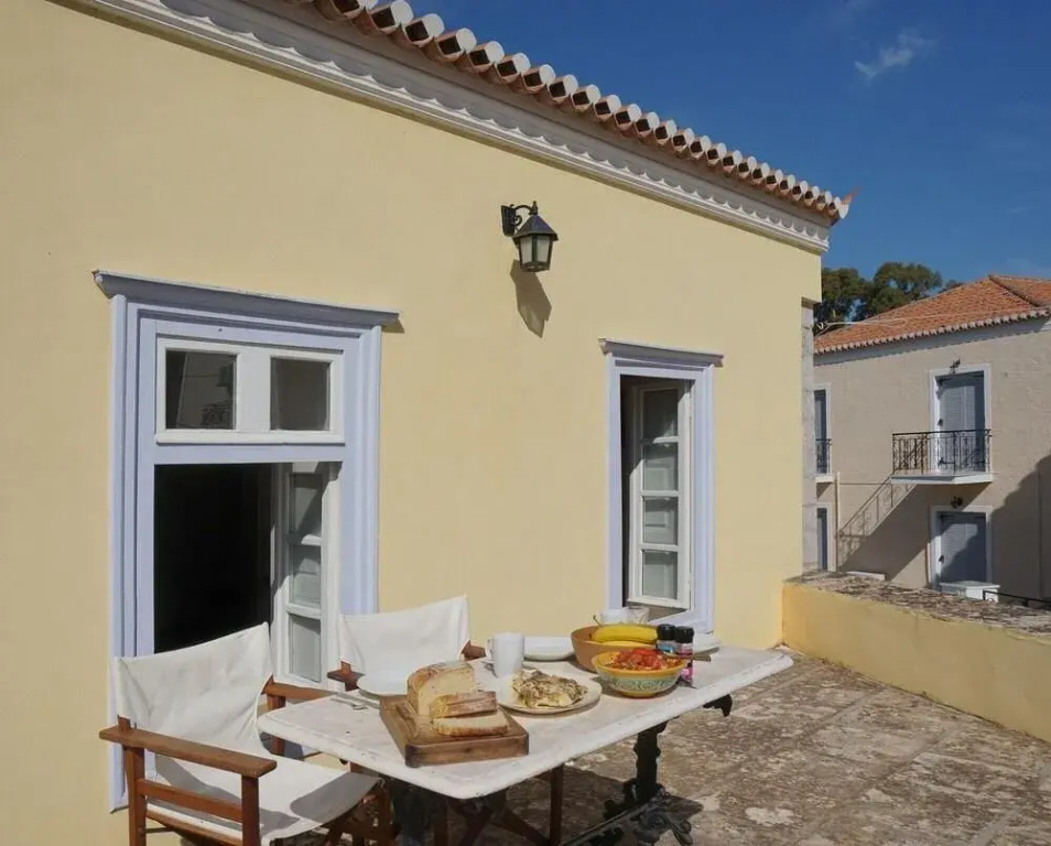 Villa Spetses 19th Century Glamour!