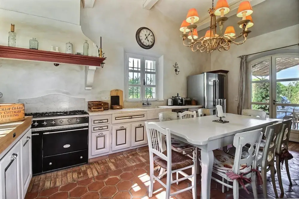 Villa With 6 Bedrooms in Gassin, With Wonderful sea View, Private Pool, Enclosed Garden
