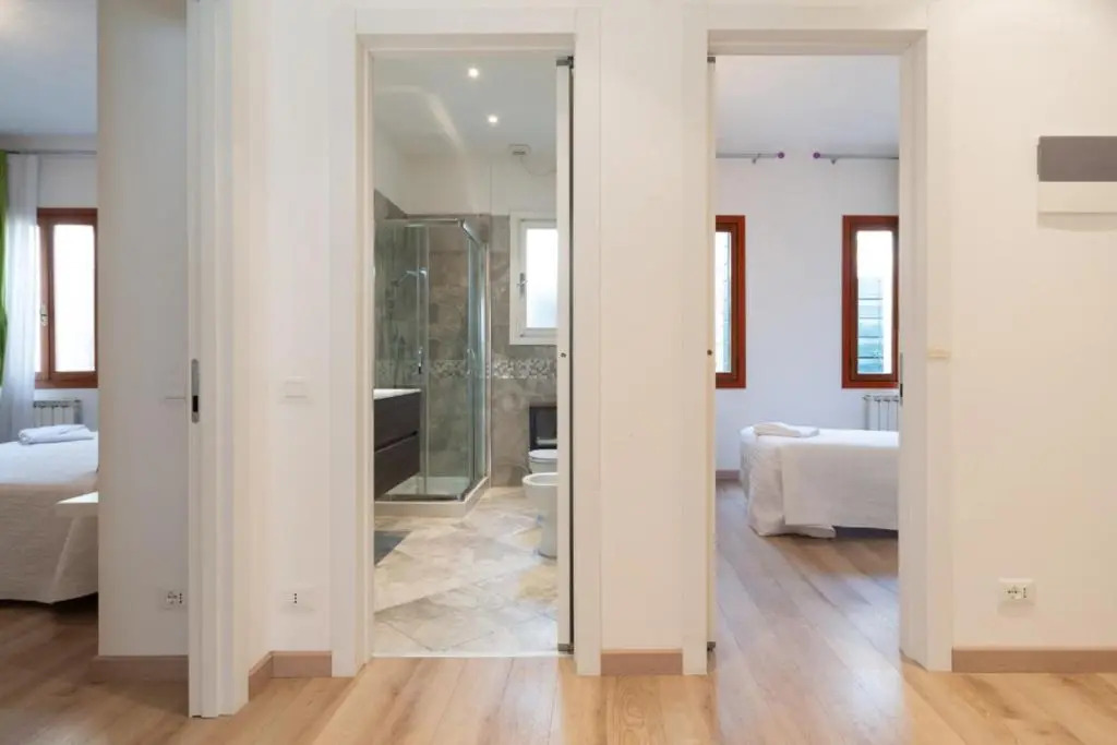 Serenissima Apartments