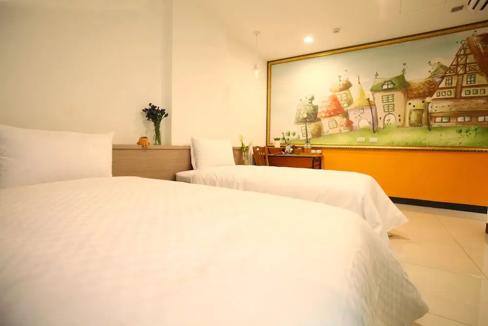 Xinyi Hotel
