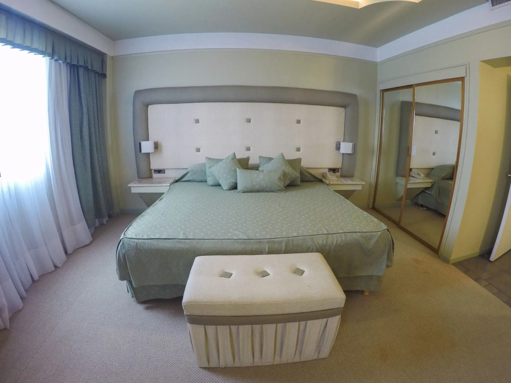 Alkazar Hotel