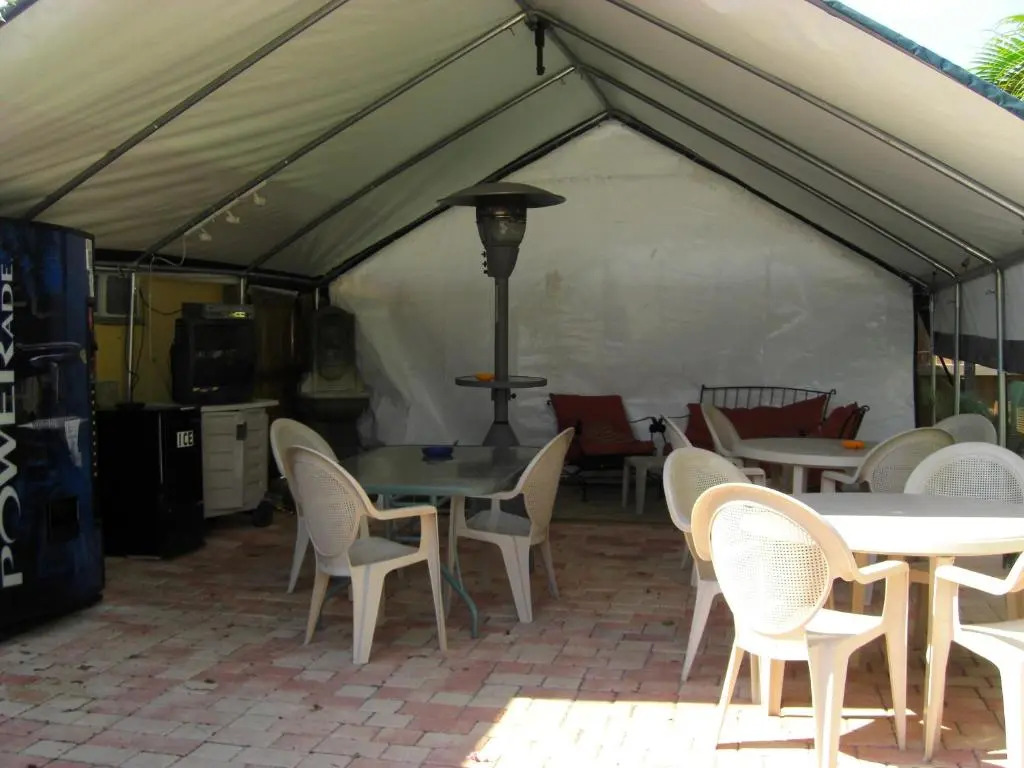 INN LEATHER GUEST HOUSE-GAY MALE ONLY