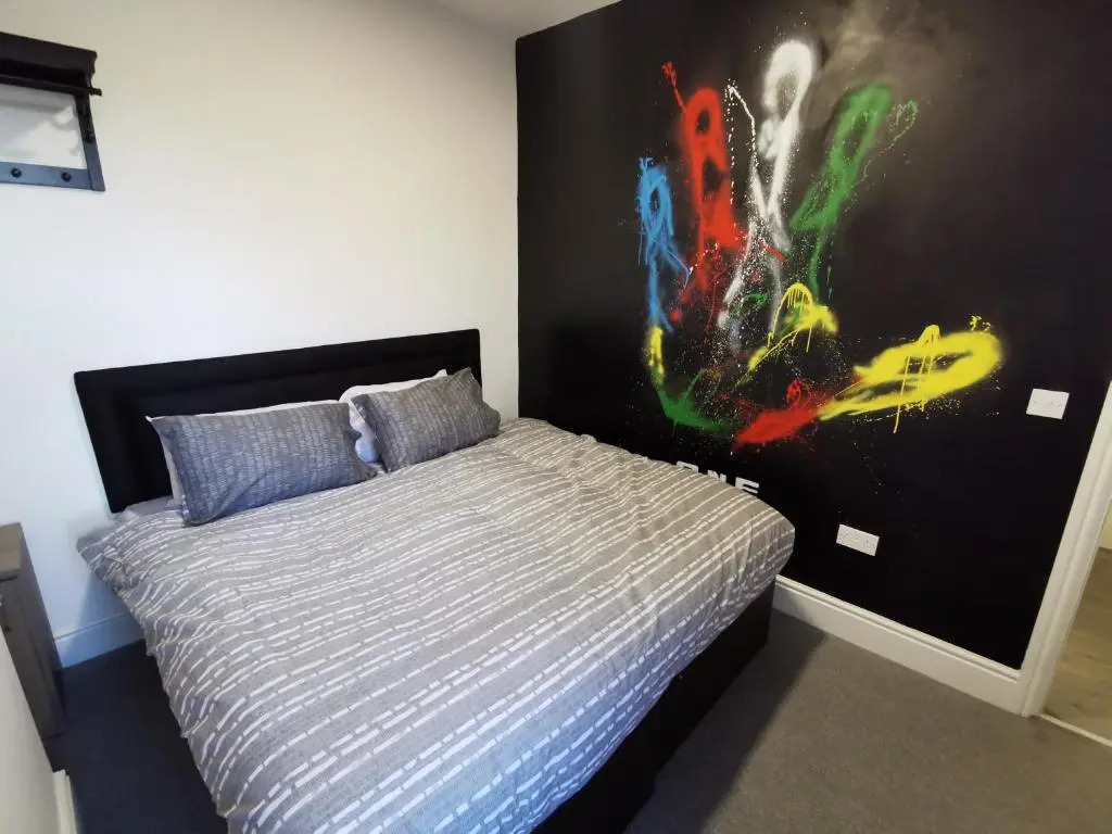 The Bob Marley 'One Love' Liverpool Apartment, Positive vibes, Wifi Netflix