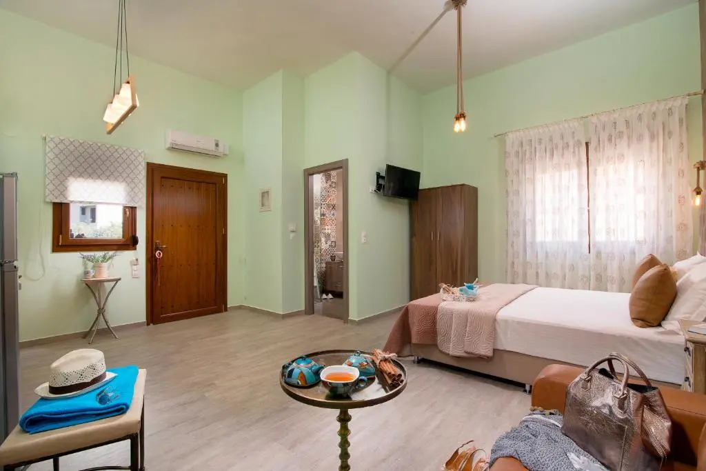 Vintage Suites