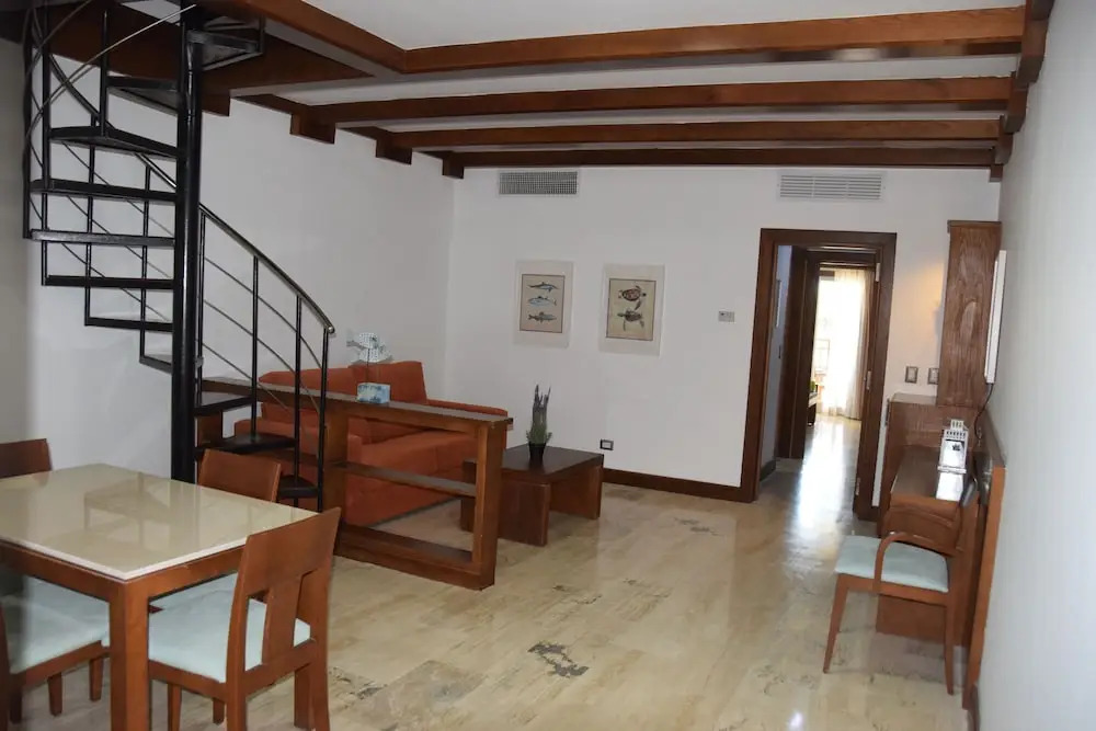 Sunset Residences & Resort