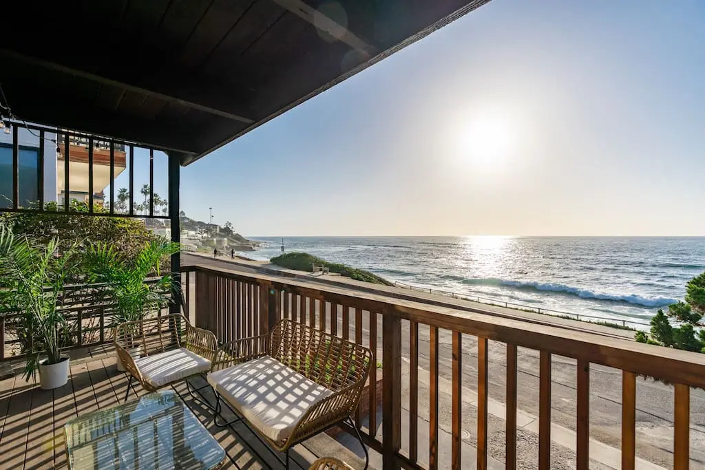 Neptune Place III - Entire Home Beachfront Retreat