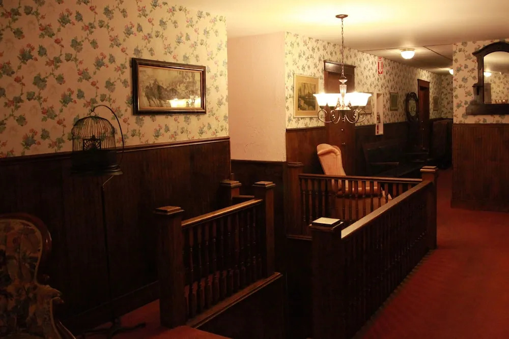 The Winter Inn