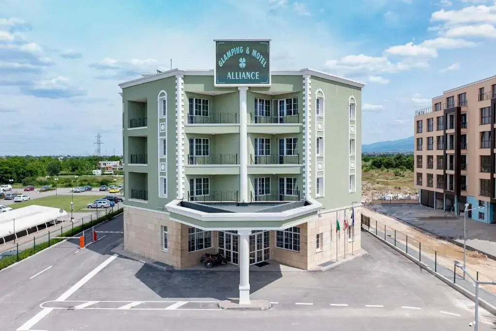 Glamping Alliance Hotel