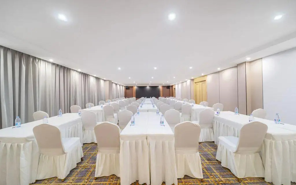 Vienna Hotel Banxuegang Road