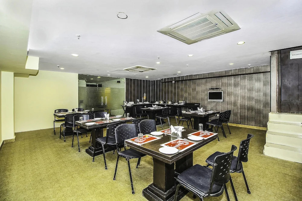 Stallen Suites Nehru Place by FabHotels