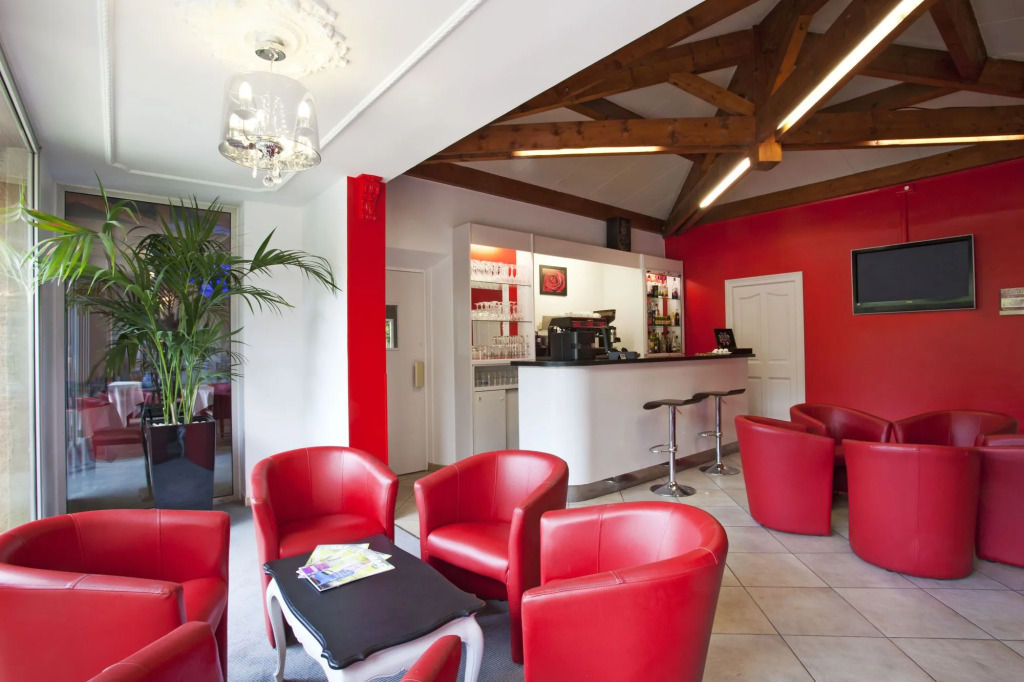 Logis Hotel Noemys pont de lEtoile