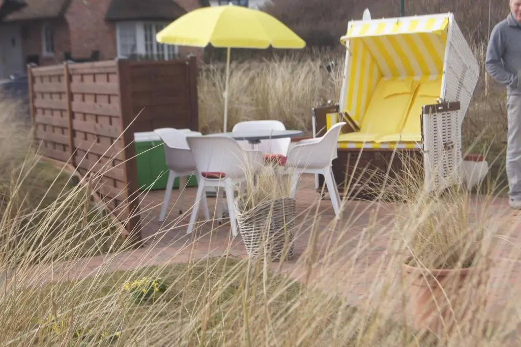 Mini Beach House II