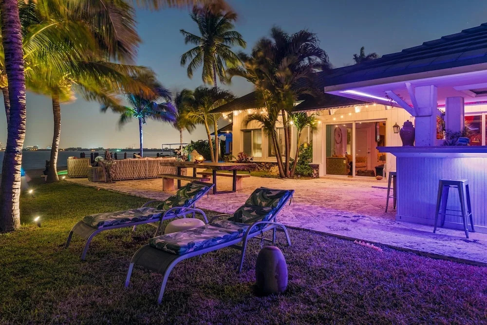 Villa Hashmi Luxury 5BD & 5BA Retreat on North Bay Island
