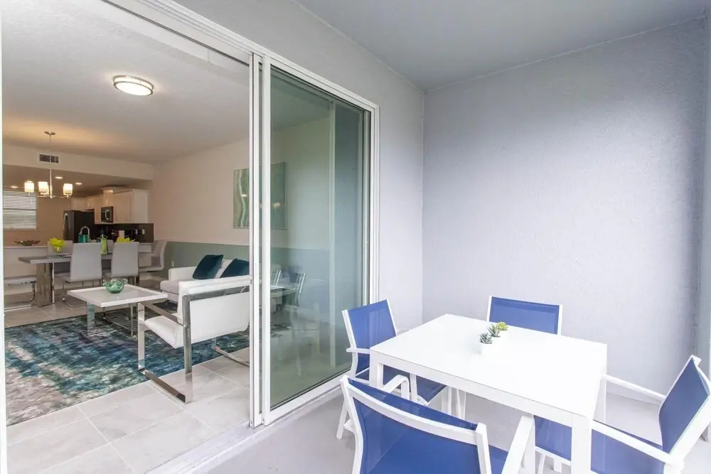 Wonderful 2 Bd Apartment Close to Disney Storey Lake 204 3180