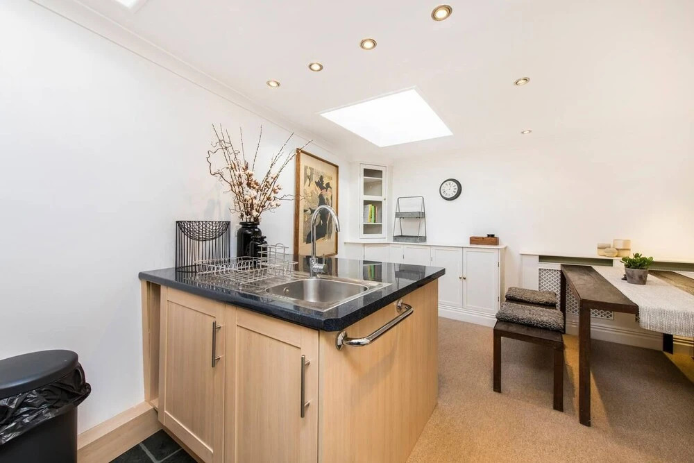 2 Bed Apartment, Notting Hill
