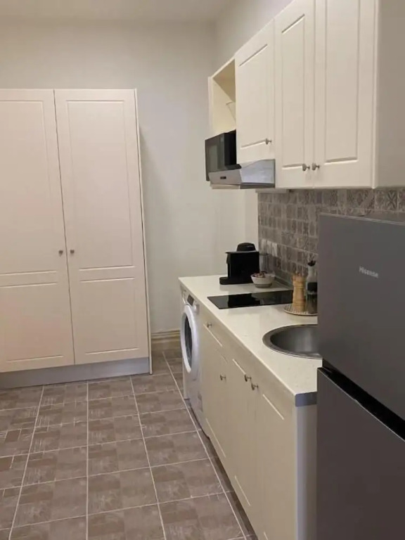 Nostrana Village Apartments