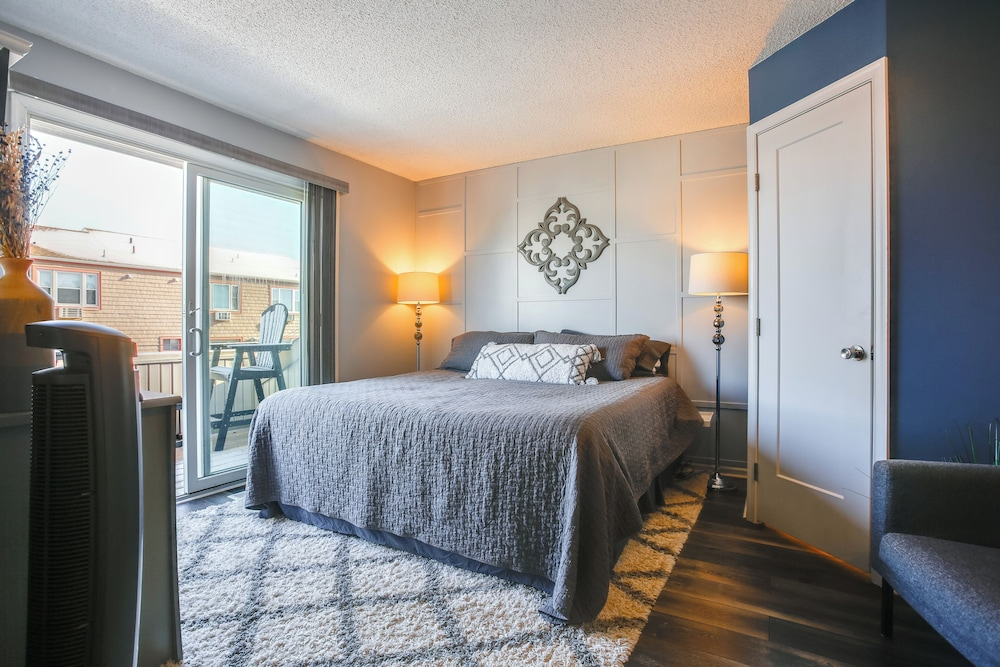 Steps to Brigantine Beach: New Jersey Beach Condo