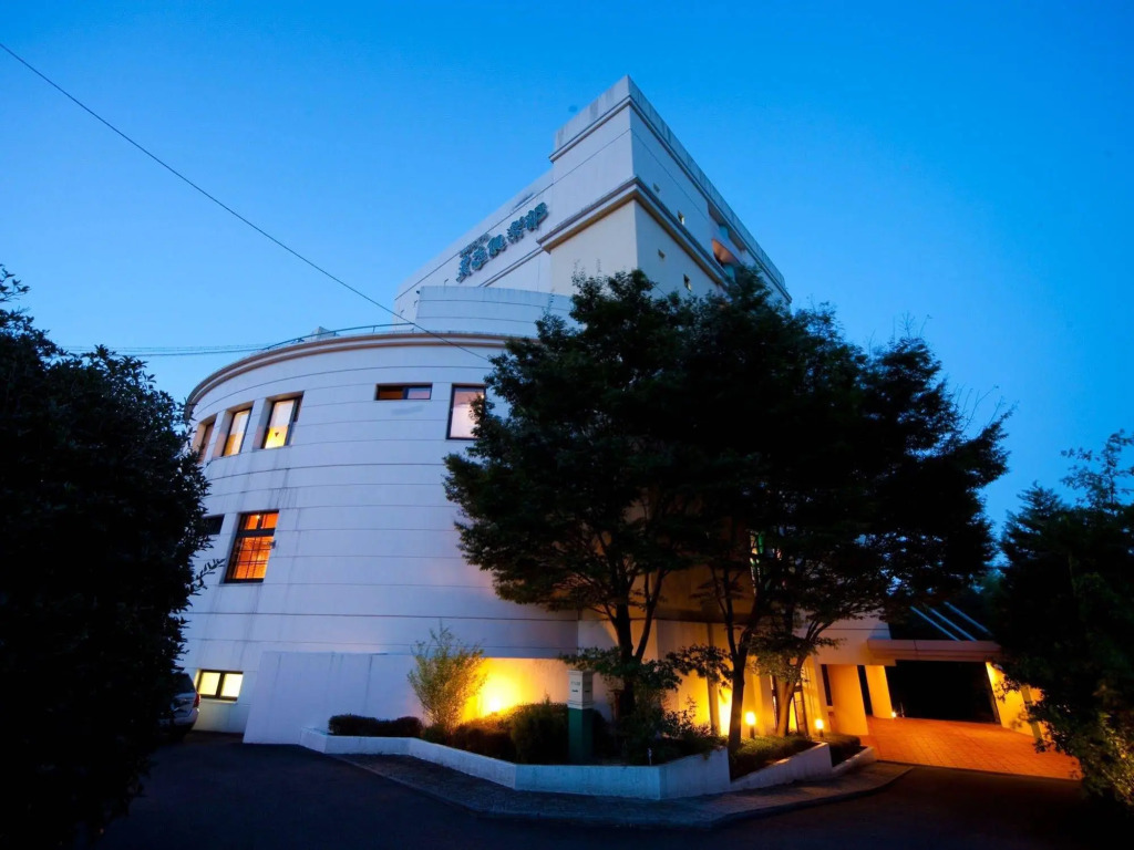 BEPPU DOG RESORT HILLS & BAY