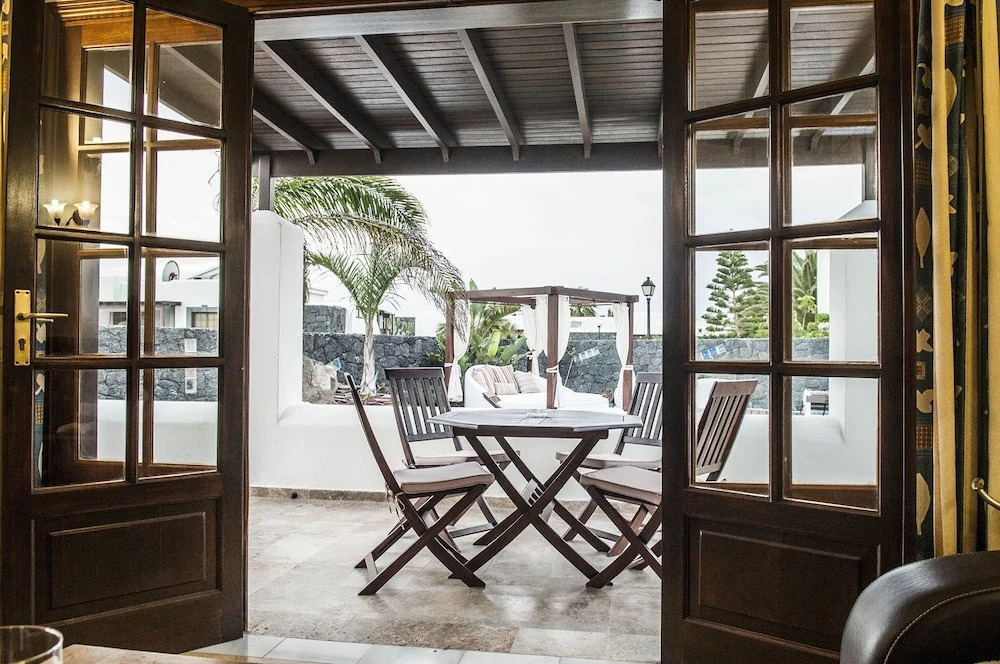 Villa Victoria Lanzarote by Villa Plus