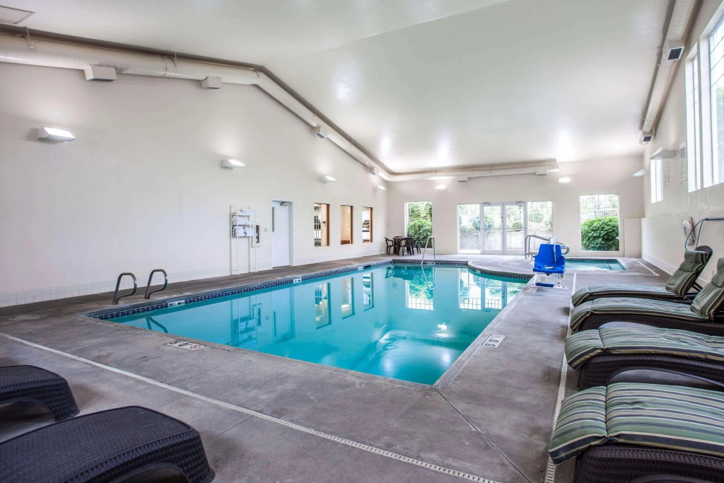 Quality Inn & Suites Federal Way - Seattle