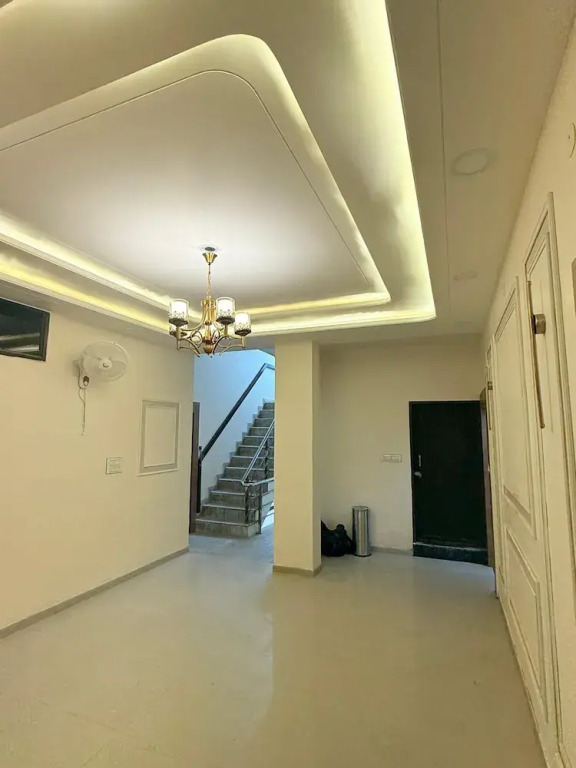 Shanti Vilas Hotel