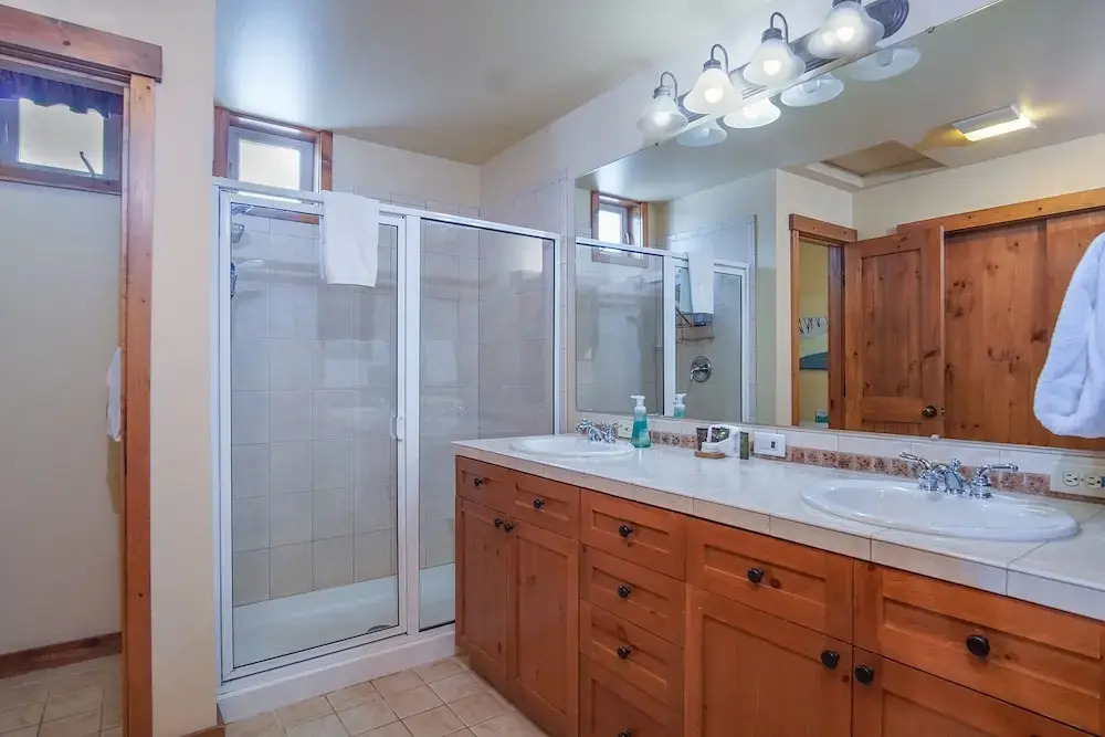 The Fields - 110 is a Cozy Mountain Condo With Access to Everything - Community Hot Tub