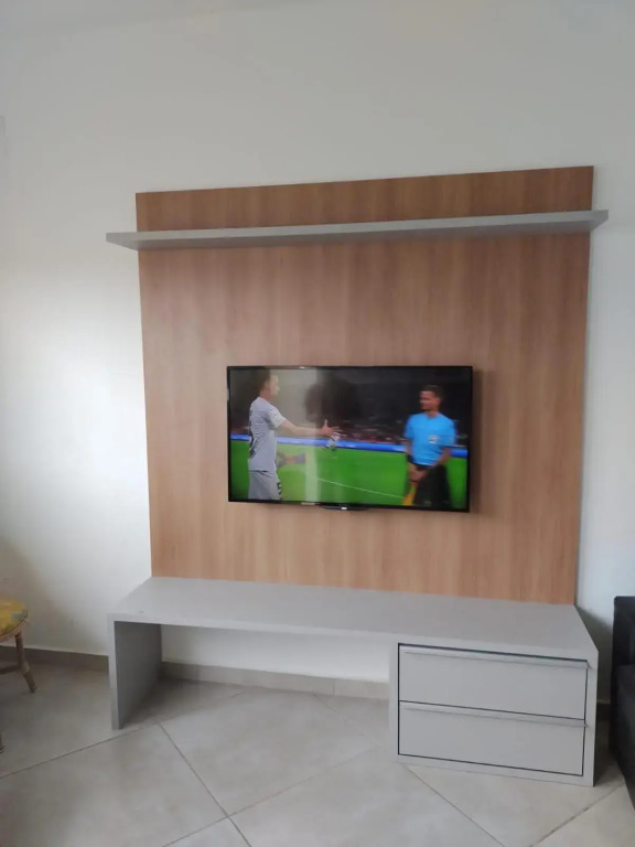 Sobrado frente ao SESC, WIFI 300MB, 2 vagas auto, cozinha, churrasqueira, moderno e reformado