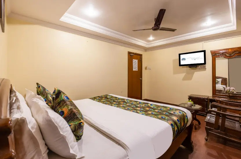 MAYUR HOTEL (Pure Vegetarian Chain) since 1974