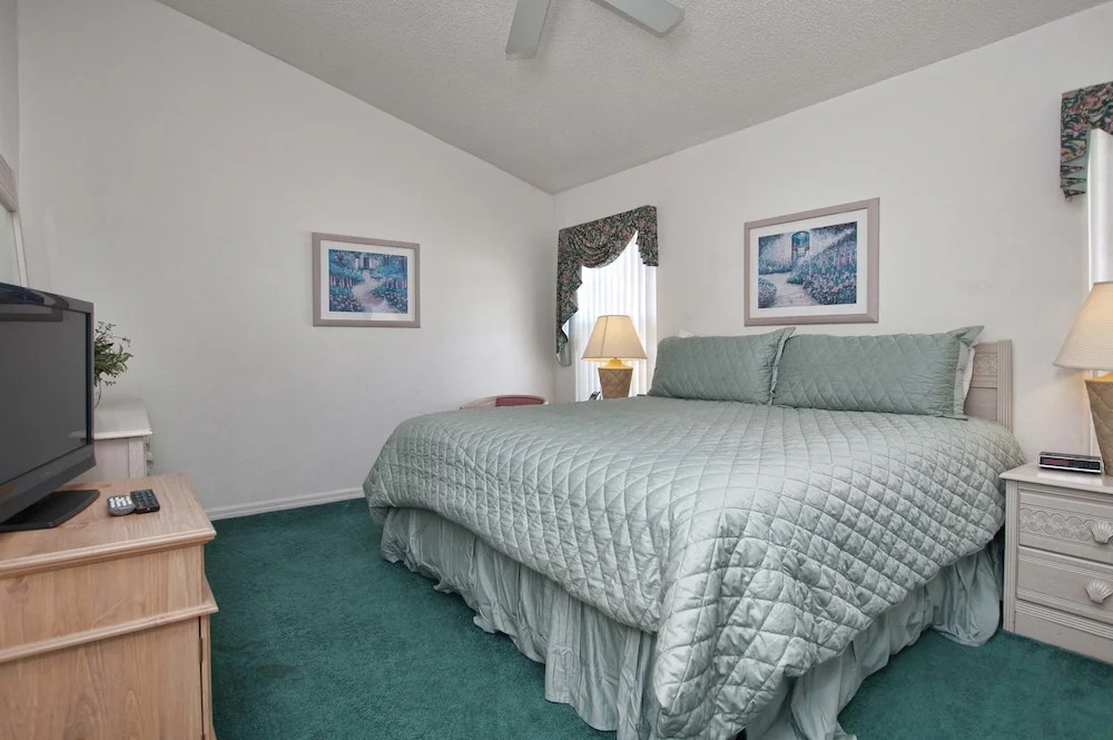 Indian Ridge - 4 Bedroom Pool Home- 2408IR