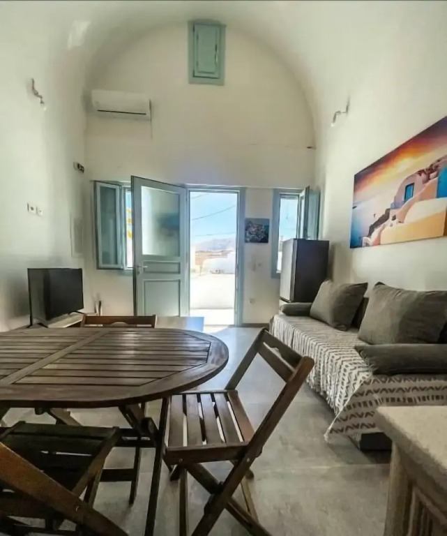 Alikis Apartments