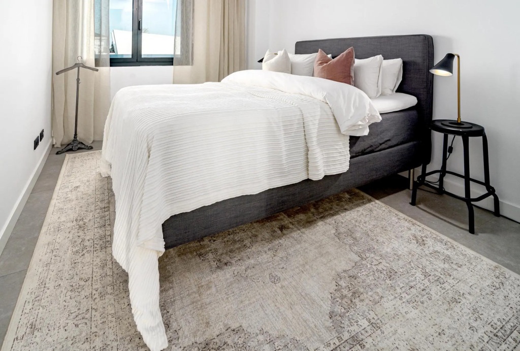 LAE13.1D- Apotel  Estepona hills by Roomservices