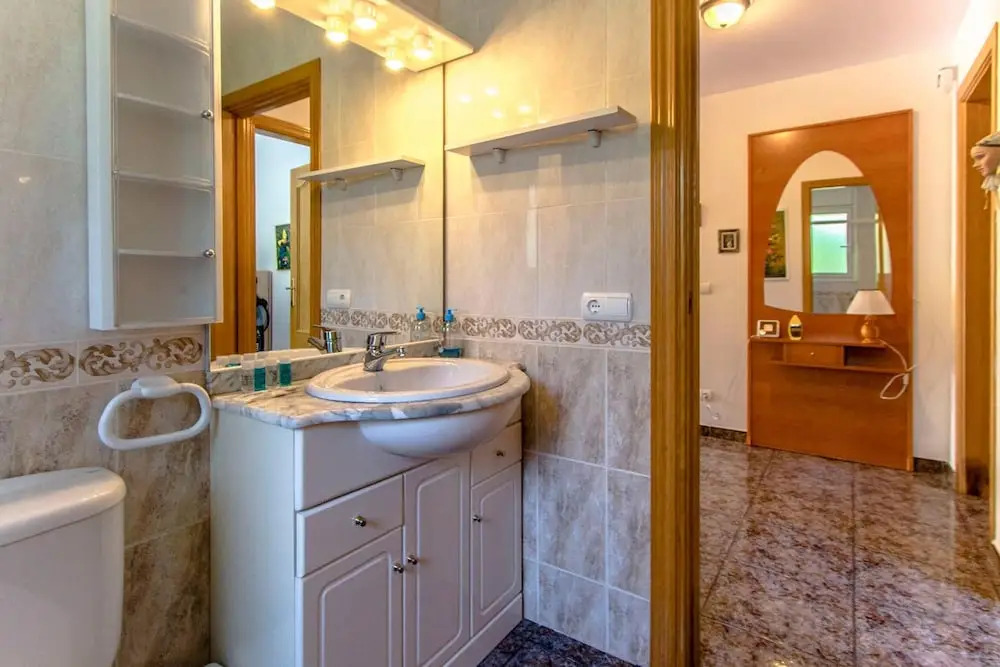 Villa With 4 Bedrooms in Calafell, With Enclosed Garden and Wifi Near the Beach