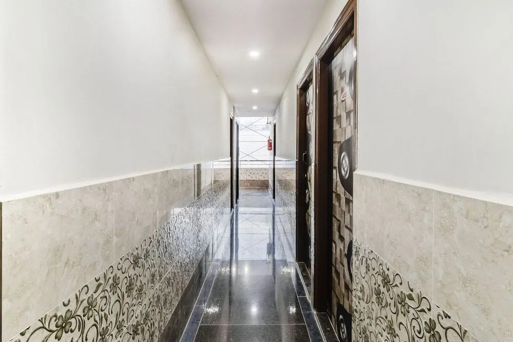 OYO 29575 Hotel Surya International