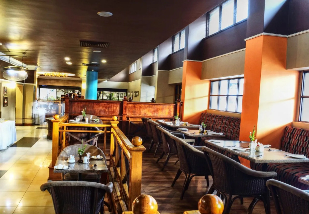 Cresta Jameson Hotel