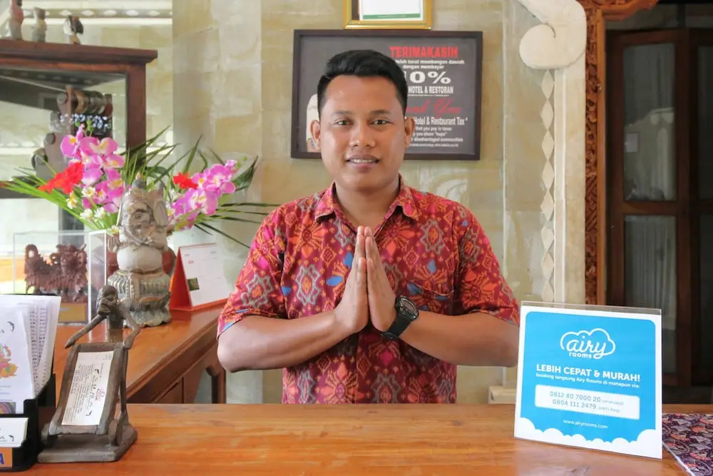 Airy Buleleng Laviana Kalibukbuk Singaraja Bali
