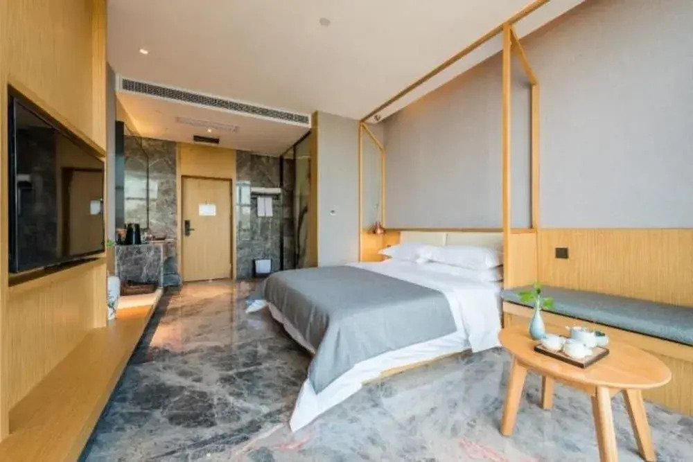 GangShe Rooftop View Hotel l (Guilin Two Rivers And Four Lakes Elephant Trunk Hill)
