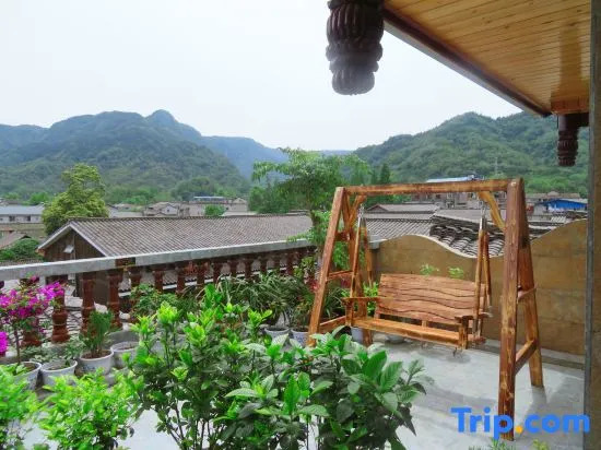 Zhongheyuan Inn