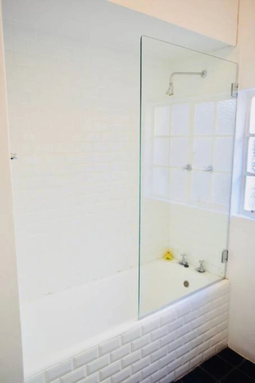 Two Bedroom Apartment in Oranjezicht